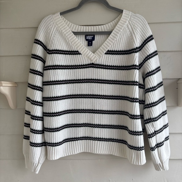Lands' End Sweaters - Lands' End Drifter V-Neck Striped Sweater Women’s Size Medium